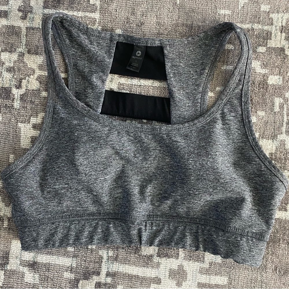 90 degrees women’s Small Grey and black sports bra, worn but in good condition